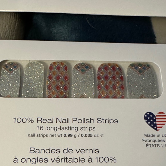 Retired Color Street Glitter and Heart Nail Strips Collection - Picture 6 of 9